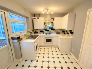 Photo 15- click for photo gallery